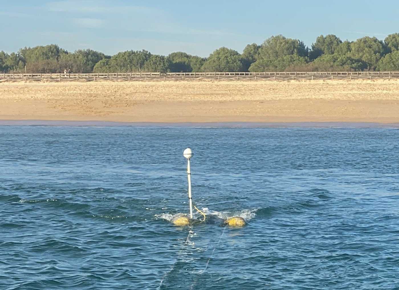 Current measuring equipment moored off the Algarve coast